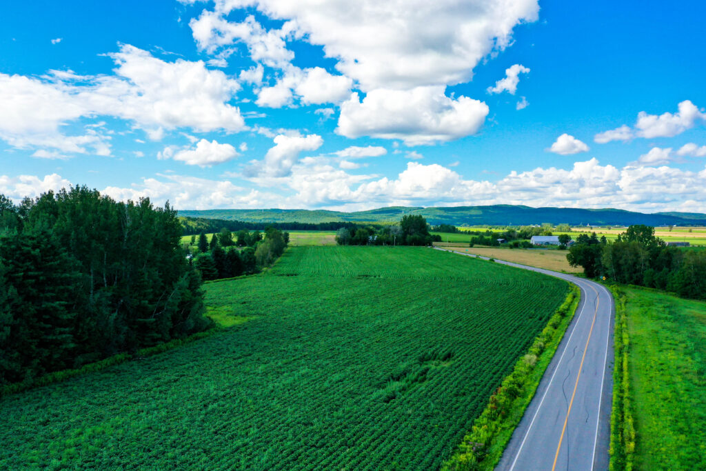  Voir l’agriculture autrement : filmer vos terres, vos gens et votre savoir-faire avec un drone